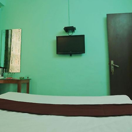 Hotel Shaurya Haridwār Exteriér fotografie