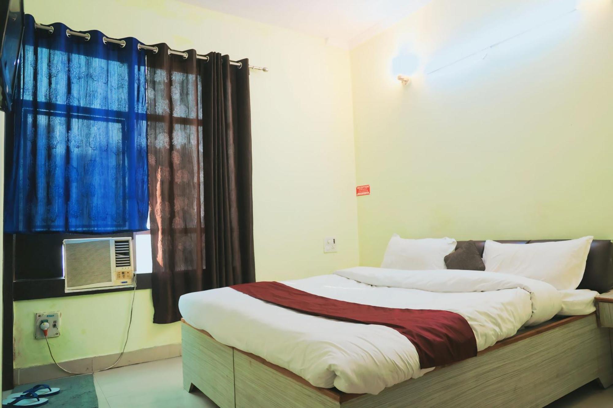 Hotel Shaurya Haridwār Exteriér fotografie